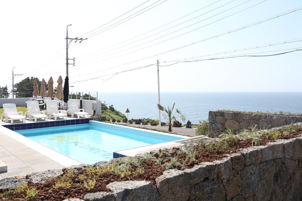 ג'גו Plumeria Pension מראה חיצוני תמונה